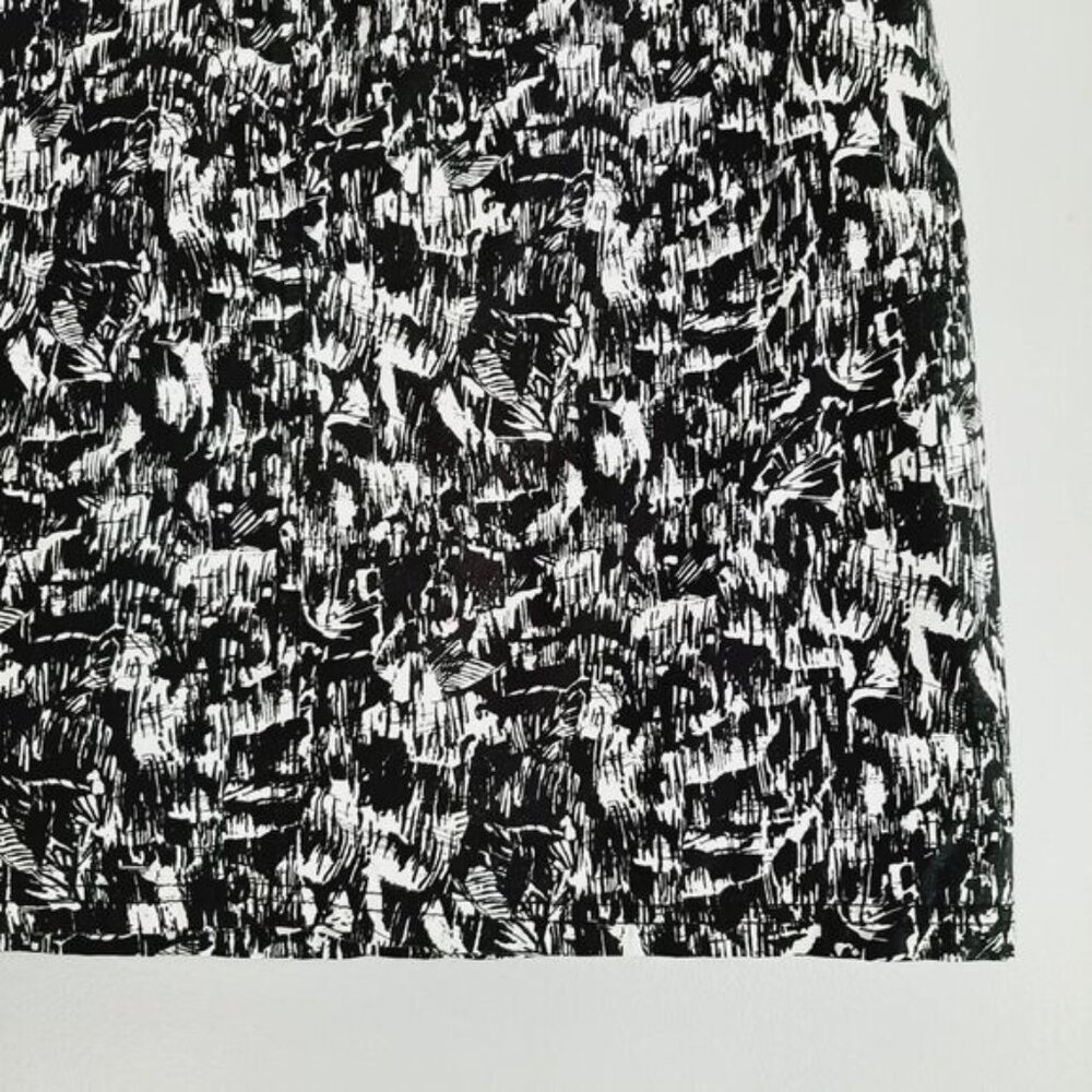 REITMANS / Skort B&W Mini Skirt Style w/ Pockets Abstract Pattern Sz 14 - Picture 5 of 14